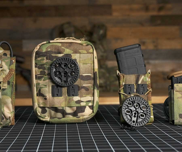 Direct to Molle Mount BLADE-TECH mit Hardware - VE 2 Stk., Bild 4